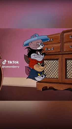 this mouse is simply built different #tomandjerry #nostalgiatok #cartoonfan