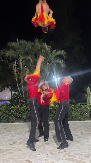 #SaokoStudioAndDanceCompany by @Diego Fernando Vidal ✨❤️‍🔥🏆 from Cali Colombia 🇨🇴 #SalsaCabaret #SalsaCaleña #SalsaAcrobatica 🔥