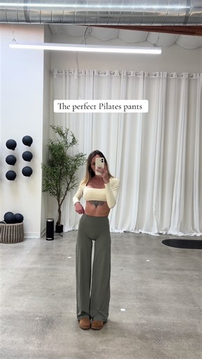 My favorite Pilates and every day pants right now 🤍 #pilatesoutfit #pilatesootd