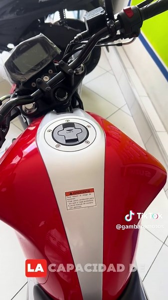 🔥 Gixxer 150 ABS FI 2025 : ¡Estilo, potencia y tecnología al límite! 🚀 ¡Conoce la increíble Gixxer 150 ABS FI 2025 ! Una moto diseñada para los que buscan seguridad, tecnología y estilo en cada recorrido: ✅ ABS para máxima seguridad al frenar. ✅ Inyección completa para un rendimiento impecable y eficiente. ✅ Motor 155 cc con 13.94 HP, perfecto para tus aventuras. ✅ Diseño renovado con calcas 2025, ¡un estilo que destaca en cualquier lugar! 📍 Disponible en : Servimotos San Gil, Santander carre