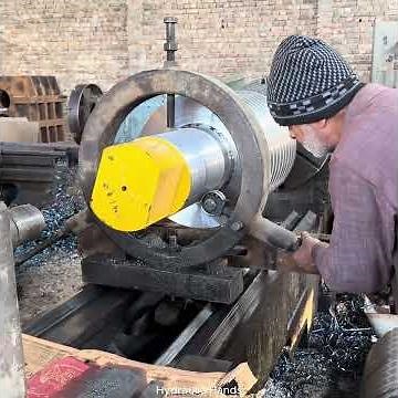 How to Machine a Heavy-Duty Axle: Roughing vs. Finishing Cuts