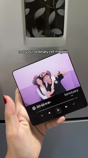 this is the cutest gift everrr❤️ #fyp #foryou #refmagnet #customizedmusicrefmagnet #customizedgifts #giftideas #anniversarygift #musicframe
