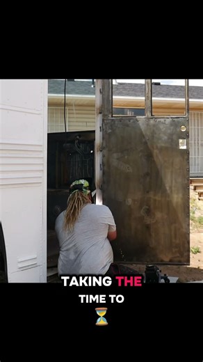 After a year, our Skoolie finally has a door again! Heavy, welded, and worth it! 💪🚌 #SkoolieBuild