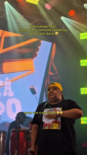 Festinha do Postinho 🤪 on Instagram: "Já dizia o ditado né Ronaldo… VIVÃO E VIVENDO, ainda mais se for no verão do CÊ TÁ DOIDO!! 😂😂"