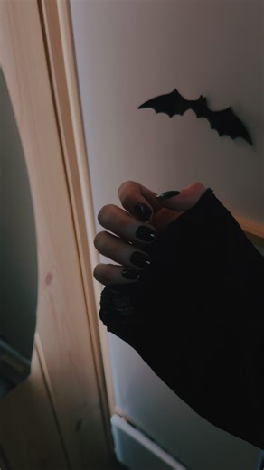 🐦‍⬛🕸️ #darkaesthetic #fyp #gothic #viral | aesthetic