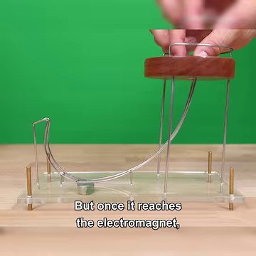 2.6M views · 27K reactions | This "perpetual motion" device is really clever | Steve Mould | Facebook
