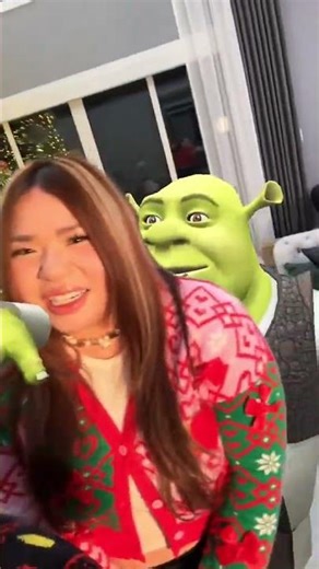 Shrek is the 6th Krew Member?? 😱 #itsfunneh #krew #roblox