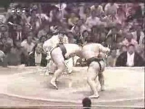 朝青龍 vs. 貴乃花 (2)