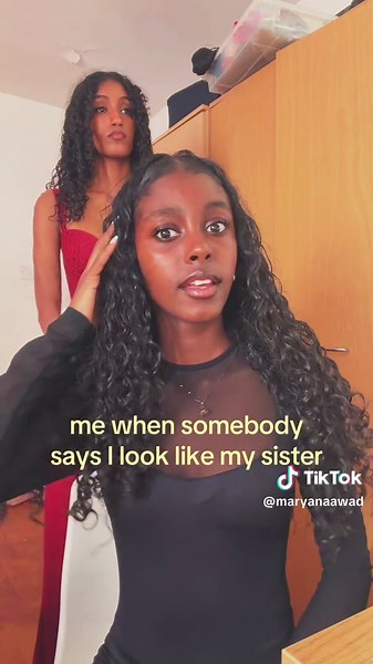 Do I Really Look Like My Sister? Funny Sister Lookalike Reactions