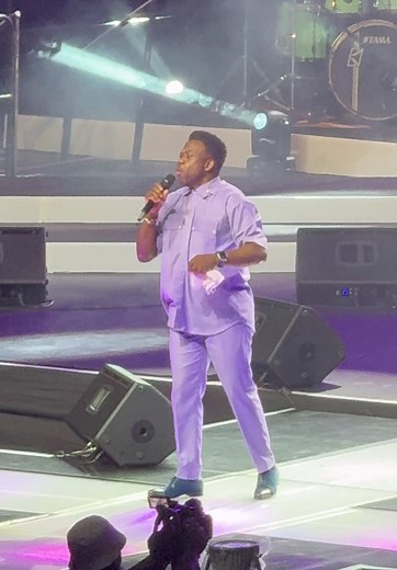 Benjamin Dube's Inspiring Gospel Performance