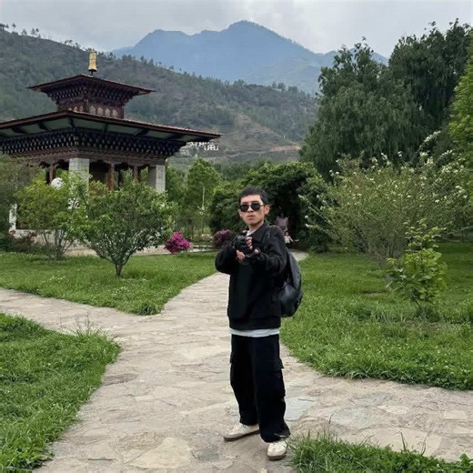 If you agree with me…share this post. They think they’re the big dawg, They have fame we have determination and never giving up….Im ready to face anyone in this game…if you doubt…I have beef in my menu. #freestyleking #rapgod #lyricalmasterpiececreator #fyp #battle @eminem