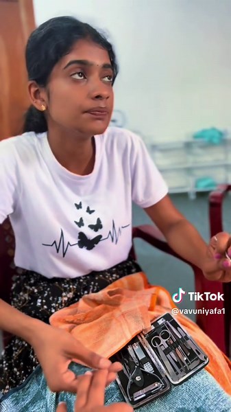 Essential Tips for Maintaining Healthy Nails