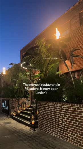 The hottest new restaurant in Pasadena is now open!