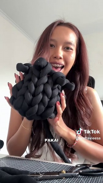 Rajut Chunky Bag Mini Cantik