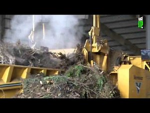 Le broyeur à bois horizontal HG 8000 TX sur chenilles de Vermeer