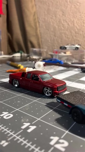 Custom Hotwheel Silverado pa andar takuacheando cuh ! #hotwheel #hotwheelscollector #silverado #customtruck #fyp #takuachemexicano🇲🇽