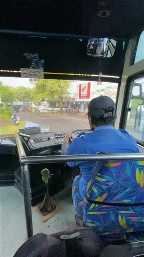 Meliuk-liuk Putaran Setir Kekiri dan Kekanan, Driver senior Bus Gunung mulia Bumel 😍 #driver #bus