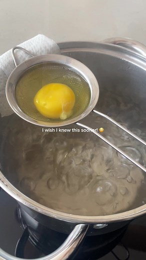 Perfect Poached Eggs in 3 Minutes