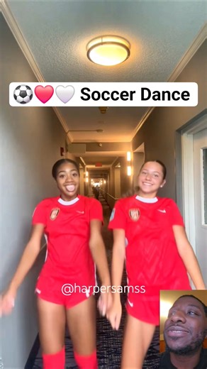 ⚽️❤️🤍 SOCCER DANCE MOVES #highschool #soccer #dance