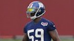 Aaron Curry studies Giants LB history