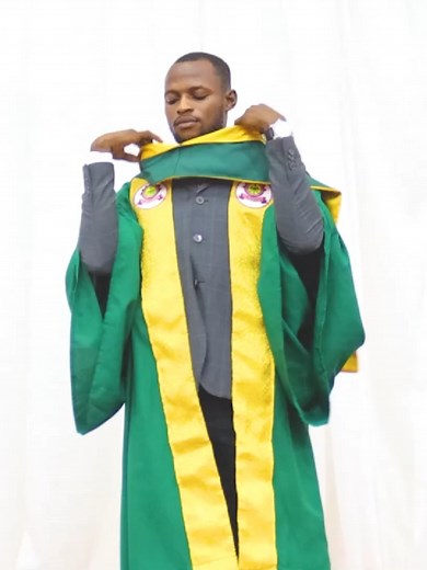 Gowning Tips for Gentlemen: A Complete Guide