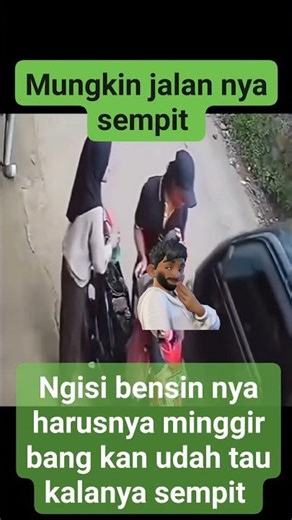 harus nya ngisi BBM-nya kepinggir