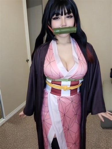Nezuko Cosplay Dance Performance