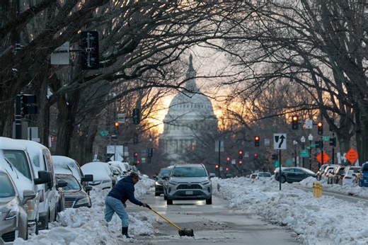 East Coast bomb cyclone to hit DC, MD, VA. How much snow is coming?