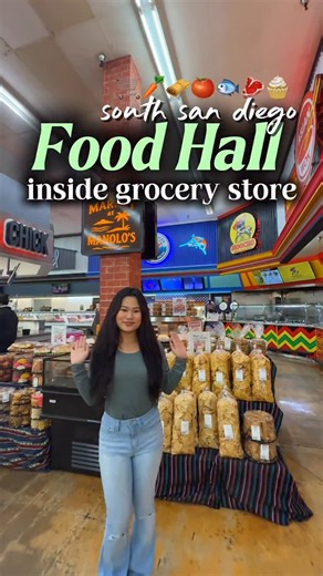 San Diego Foodie l Tran on Instagram: "Your one stop shop in South San Diego! @manolofarmersmarketsd 🛒🥩🥕🍇🍋🍏🥭 This is Manolo Farmers Market located on 1860 Coronado Avenue From affordable and fresh groceries, to all your family essentials, and they recently just revamped their food hall too. - 🌾Now there are six different stalls to choose from, from crispy fried chicken and cheesy pizza 🍕 , to grab-n-go sushi and poke bowls 🍱 , to loaded chinese entree plates 🥡🥢 (similar to Panda expr