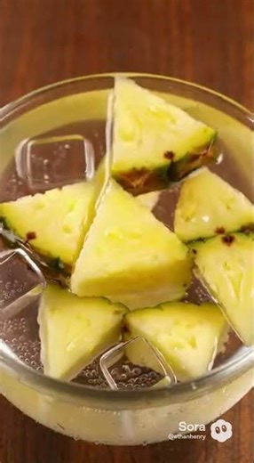 Pineapple Asmr Video🍍Who loves pineapples ?🙆 #asmr #viral #shorts