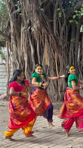 सायली पाटील 🫶🏻🌺🙏🏻 #welcom #love #dance #saree #marathisong