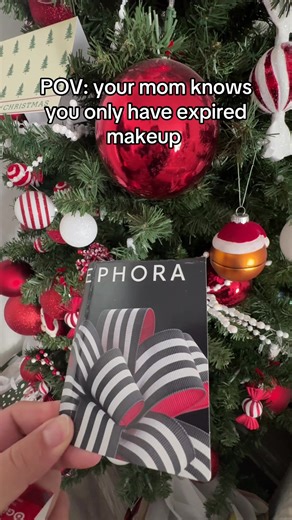 lol I’m a mutha okay! #expiredmakeup #makeup #amandapink