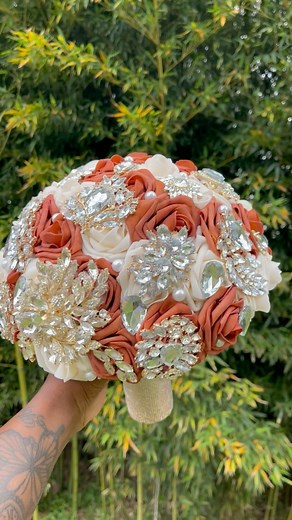 What all color combinations can you do with burnt orange? | Monica Sims -Vivid Decor