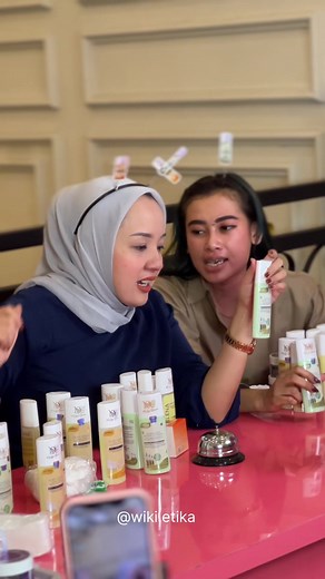 Live Pertama Bersama Marlena Beautycare di Surabaya