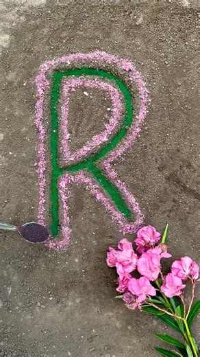 ‘R’ Letter Plant Growth 🌱