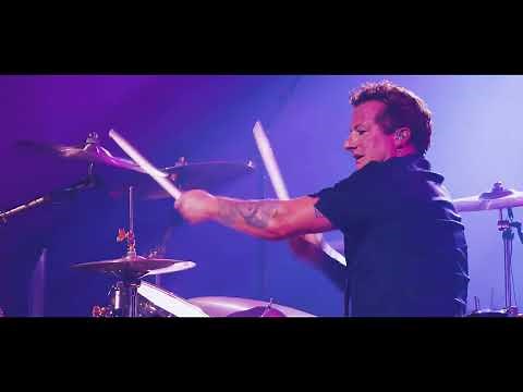 GREEN DAY - "Look Ma, No Brains" [Live] (4K)