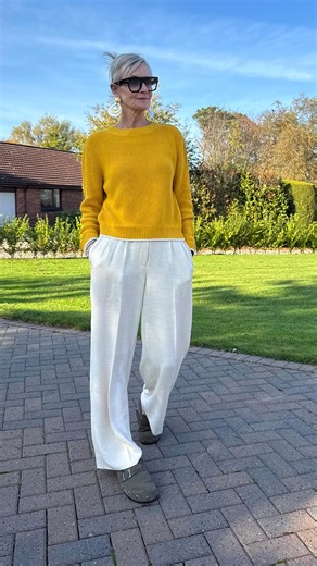 . Meet the Rumer Teddy Coat 🧥 . This seasonal style is super cosy, longer length, nice mandarin collar and pockets to keep your hands nice a toasty 😂 . . Styled here with a dress/boots or trews/shearling mules ! So versatile 💃love #versatilestyle . All pieces @saintandsofia and linked in stories /ad . . . . . #nicebrand #autumnstyle #saintandsofia #styleinspo #cosy #chic #grwmoutfit | Morag Cooper