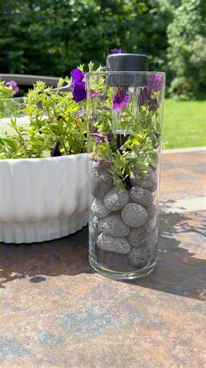 This saves me so much money!🤩 (easy diy centerpiece) make a beautiful #homedecor piece without breaking the bank! #flowers #diy | Leon & LaCongo