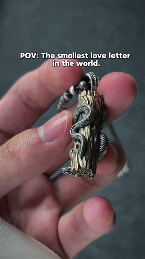 COPPERTIST.WU|Python Capsule Pendant