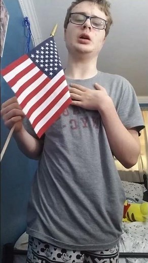 Me saying the US Pledge Of Allegiance 🇺🇸