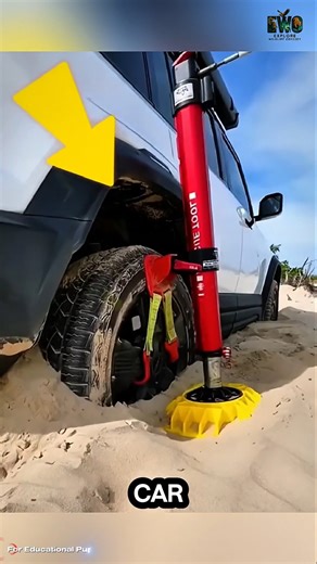 The Off-Roader's Best Friend: The Hydraulic Recovery Jack. #documentary#usashorts#fyp