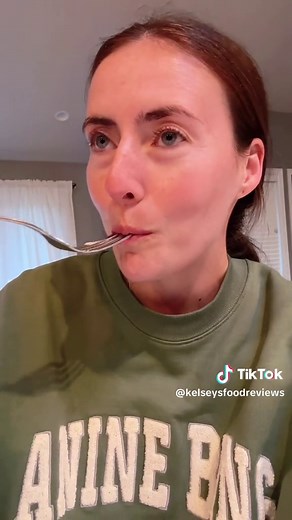 Wedding Cake Tasting: Choosing the Perfect Flavor