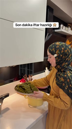 Iftar İçin Pratik Tavuk Suyu Çorbası Tarifi
