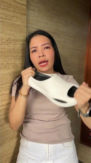 This is what happens when you shop online, but it's from the brand Pose so it's all good
