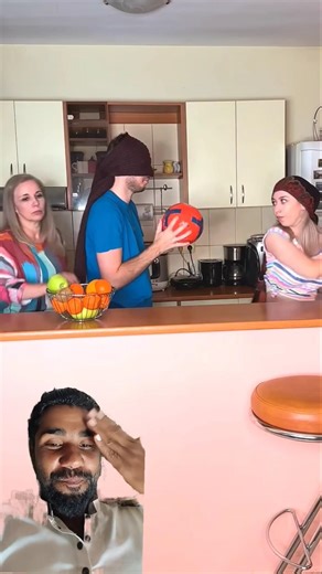 MOM wil NEVER FORGIVE her🥸 #viral #funny #comedy #viral #shorts #youtubeshorts #funny 😭😭