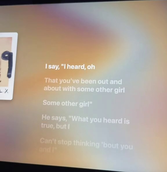 Taylor Swift's 'Style' Lyrics Analysis and Meaning