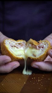 Recipe for flowing and crips breaded cheese of camembert and Bacon #asmr #foodasmr #Asmrfood #cheese #recipe #Cooking #food #fromage #reels #facebookreels | Chef Jean-Nours
