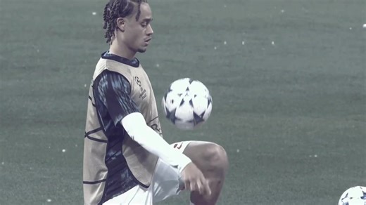 Xavi Simons: Exploring Love and Passion