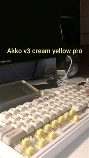 Akko v3 cream yellow pro 🤤 #asmr #keyboard #mechanicalkeyboard #typing #akko
