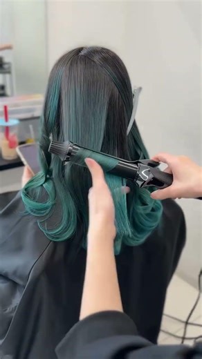 #ヘアアレンジ #ブリーチ #美容師 #ビフォアーアフター #hair #日式髪型 #美容室 #ヘアメイクアップ #ボブ #haircut #バレイヤージュカラー #スタイリング動画